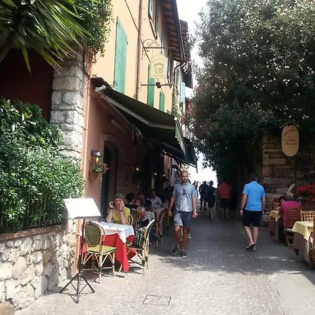 Corneliani Ii Apartament
