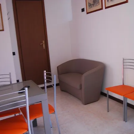 Corneliani Ii Apartament
